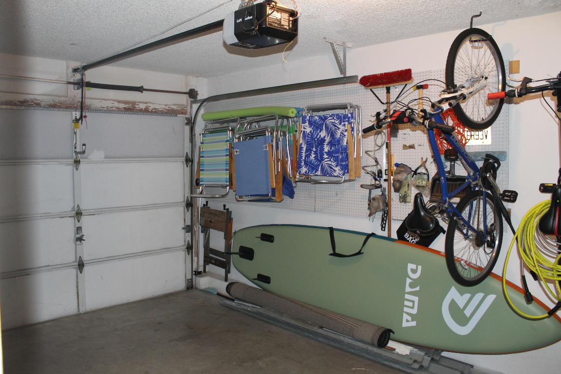 VILLAS OF OCEAN DUNES PL 4 - Residential Lease