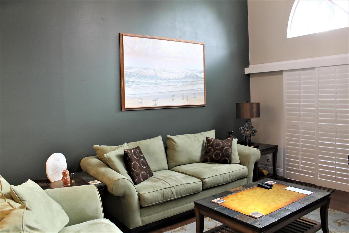 VILLAS OF OCEAN DUNES PL 4 - Residential Lease