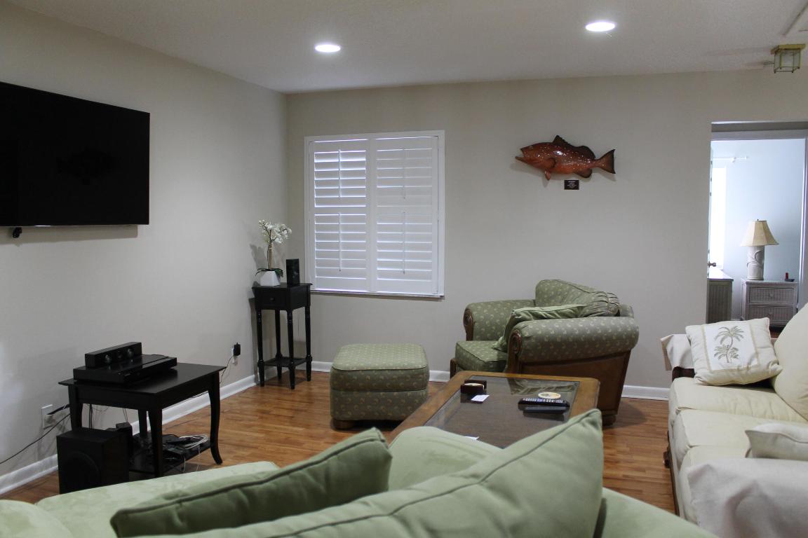 VILLAS OF OCEAN DUNES PL 4 - Residential Lease