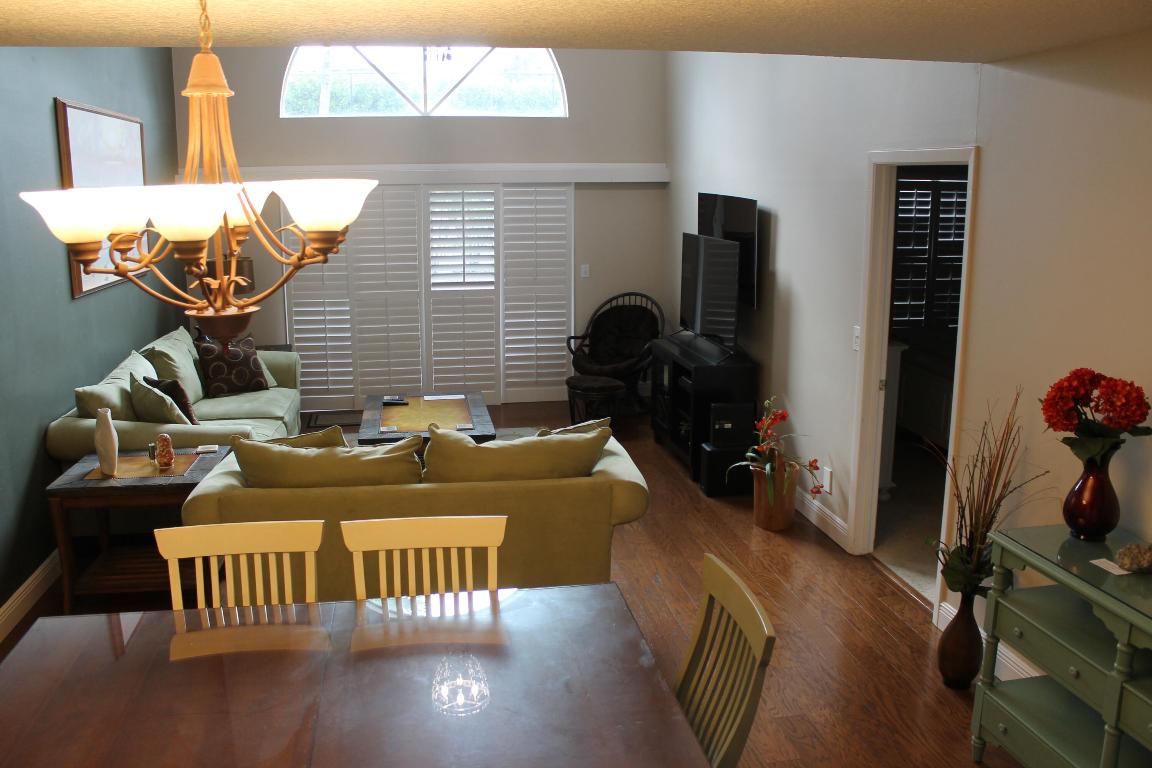 VILLAS OF OCEAN DUNES PL 4 - Residential Lease