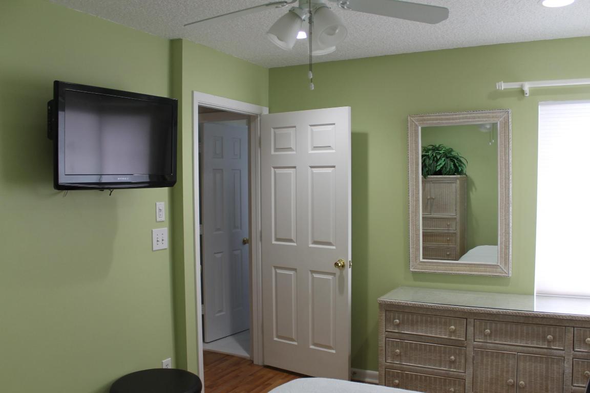 VILLAS OF OCEAN DUNES PL 4 - Residential Lease