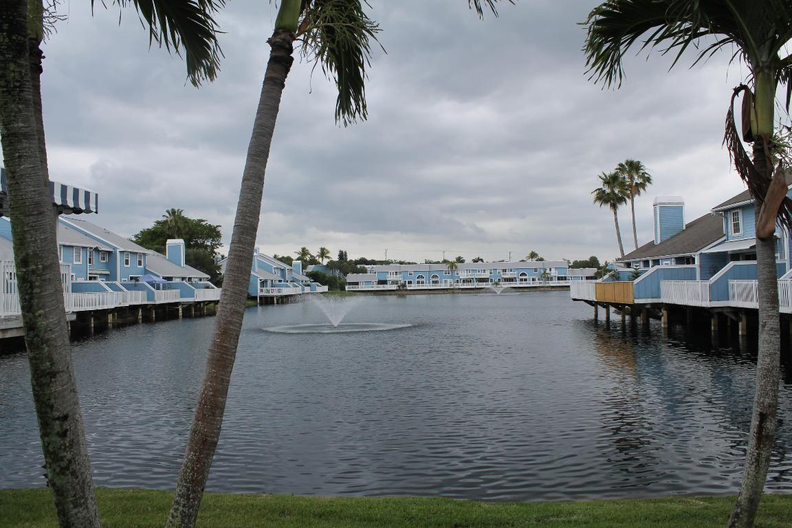 VILLAS OF OCEAN DUNES PL 4 - Residential Lease