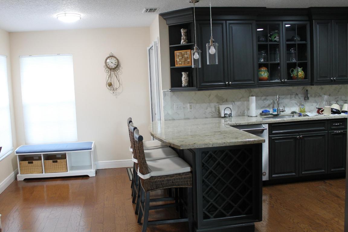 VILLAS OF OCEAN DUNES PL 4 - Residential Lease