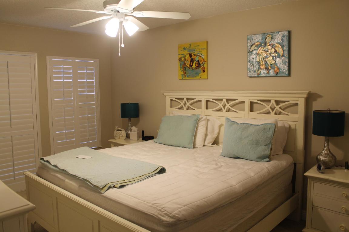 VILLAS OF OCEAN DUNES PL 4 - Residential Lease