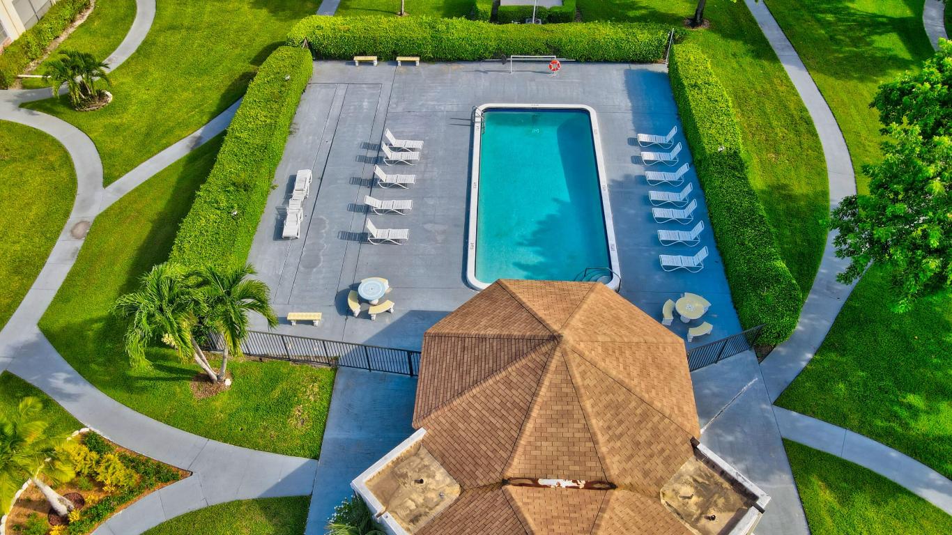 EDGEWOOD CONDOS - Residential Lease