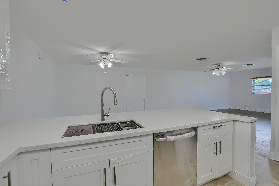 EDGEWOOD CONDOS - Residential Lease