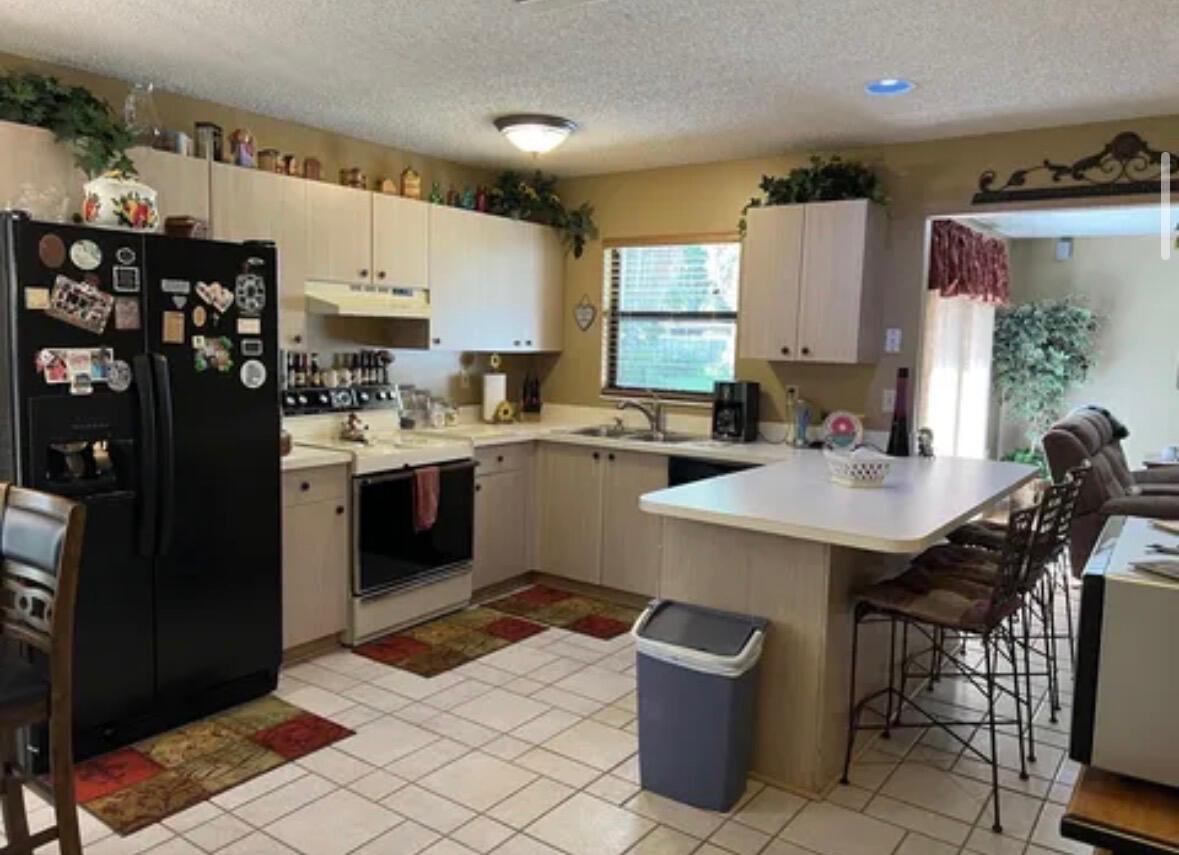 OLD DIXIE ESTATES - Residential