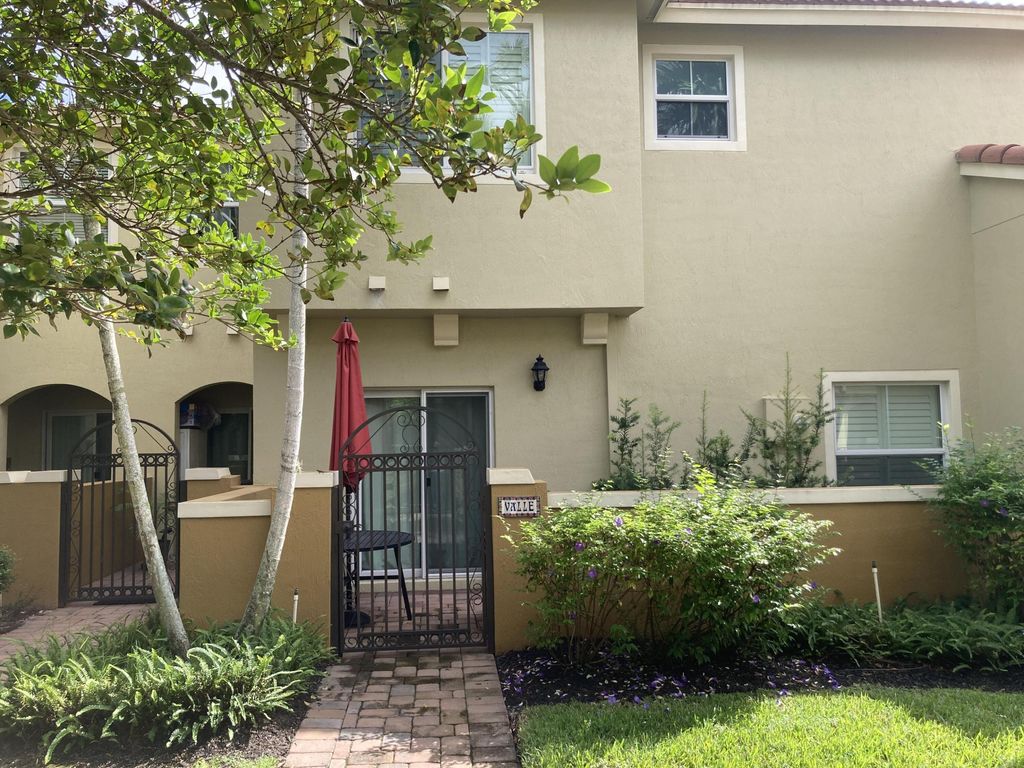Photo of 183 Monterey Bay Drive, Boynton Beach, FL 33426 (MLS # R10923817)