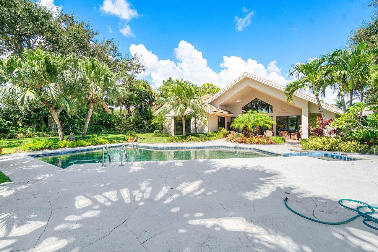 FRENCHMANS CREEK PAR E-3 - Residential