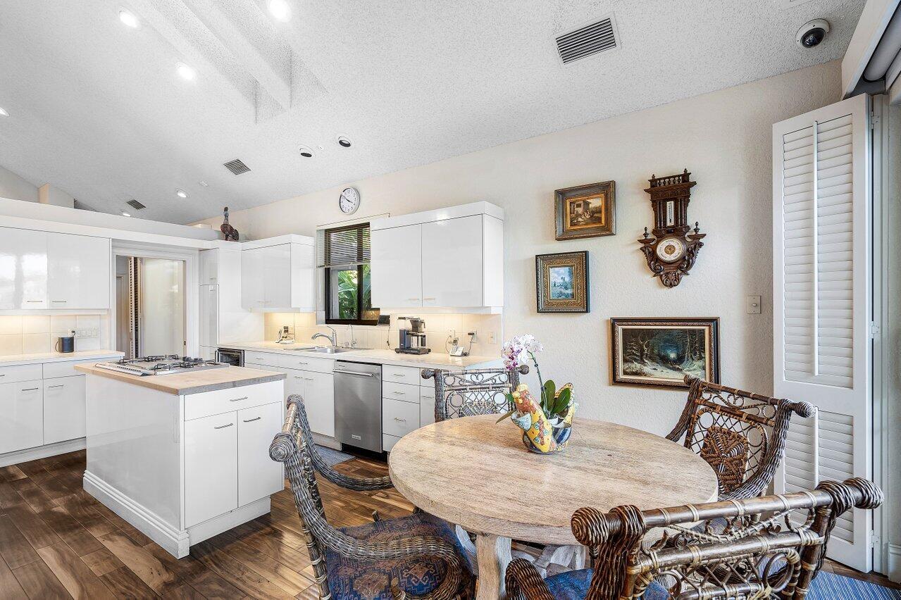 FRENCHMANS CREEK PAR E-3 - Residential