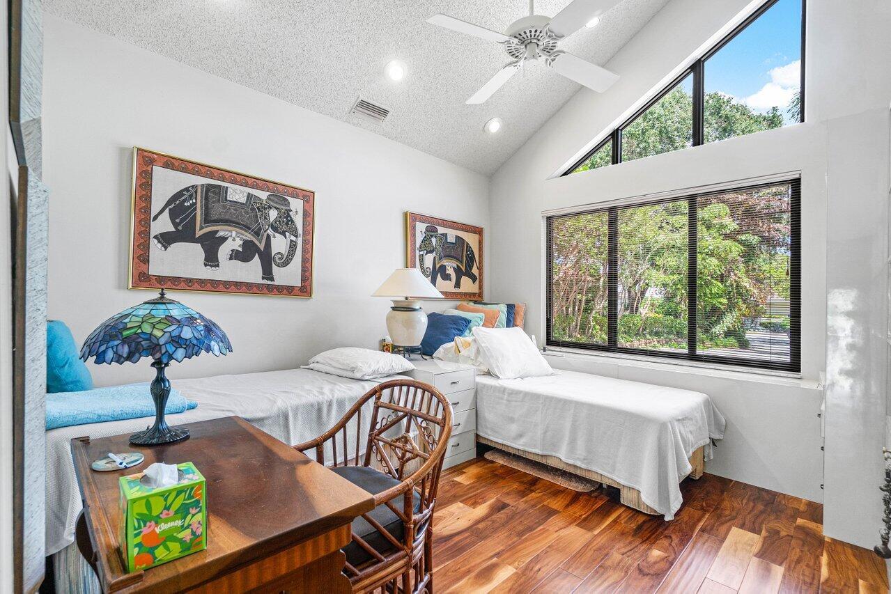 FRENCHMANS CREEK PAR E-3 - Residential