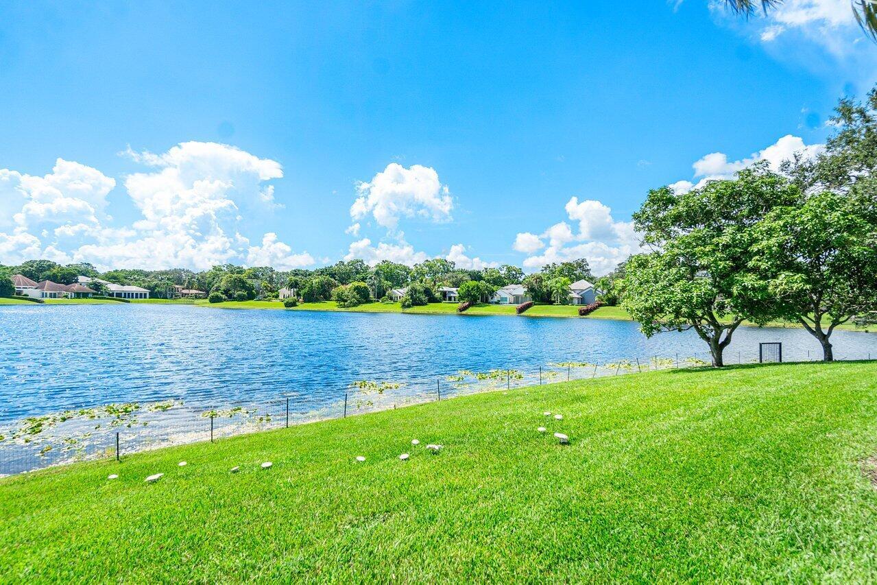 FRENCHMANS CREEK PAR E-3 - Residential