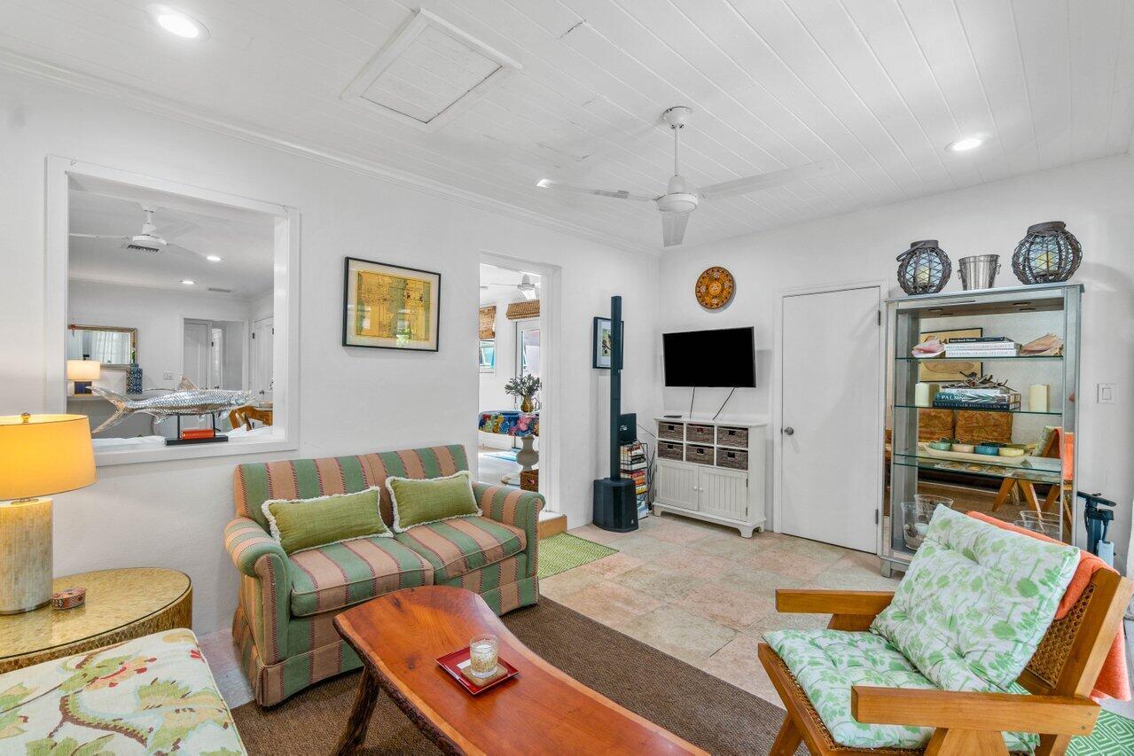 MANANA ESTATES - Residential Lease