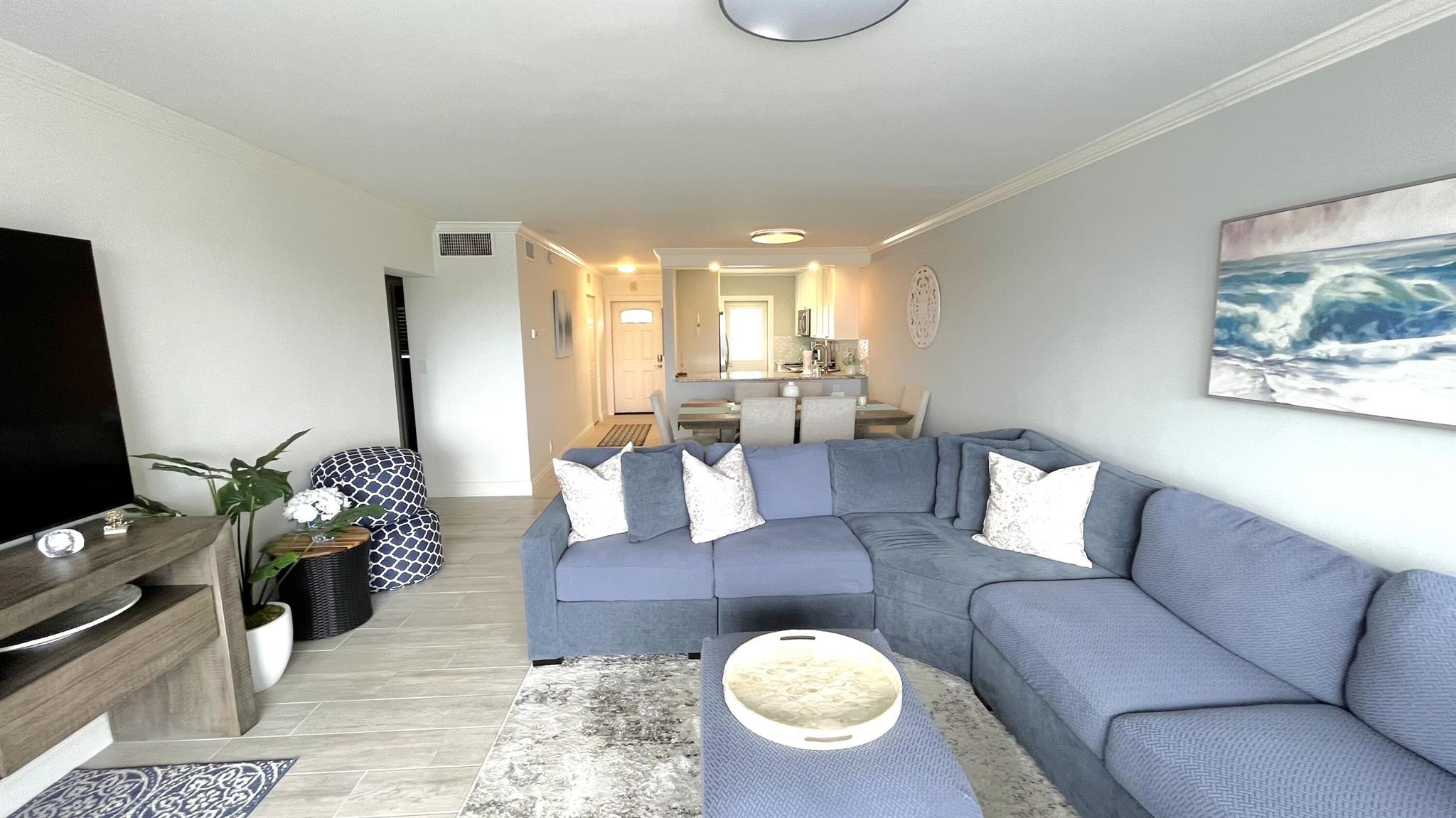 698 NE Spanish River Boulevard 32