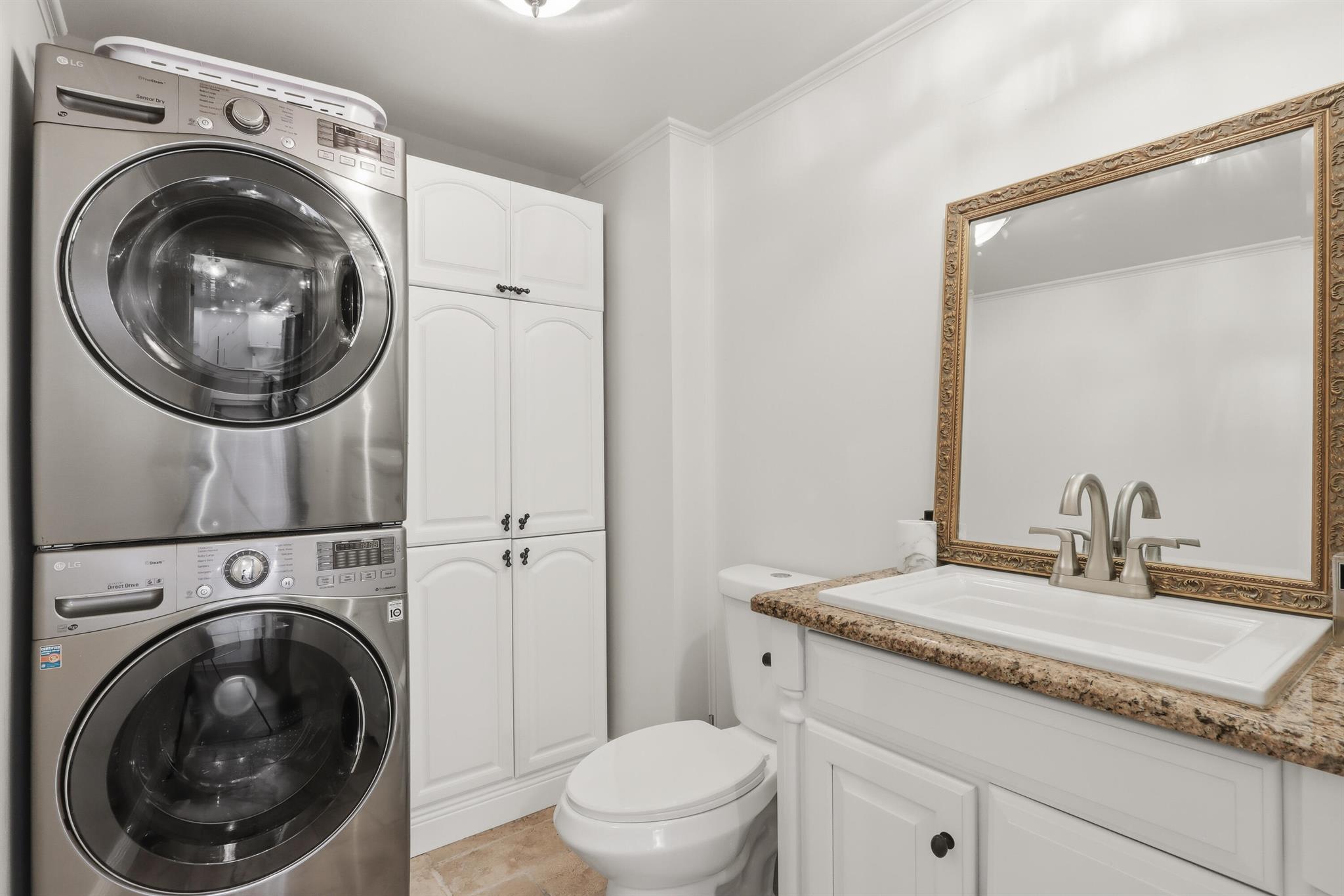 GLENWOOD TWNHS - Residential