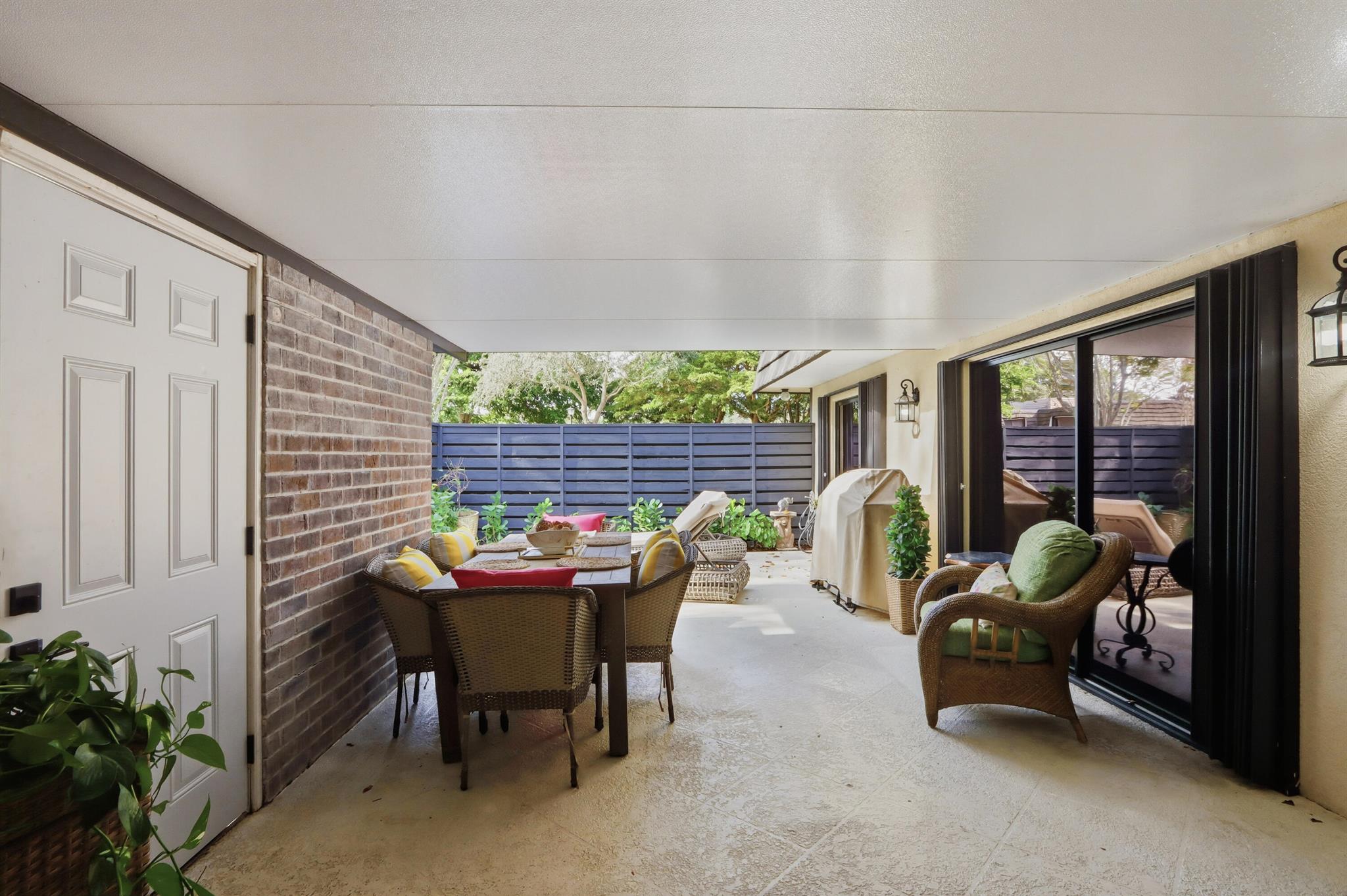 GLENWOOD TWNHS - Residential