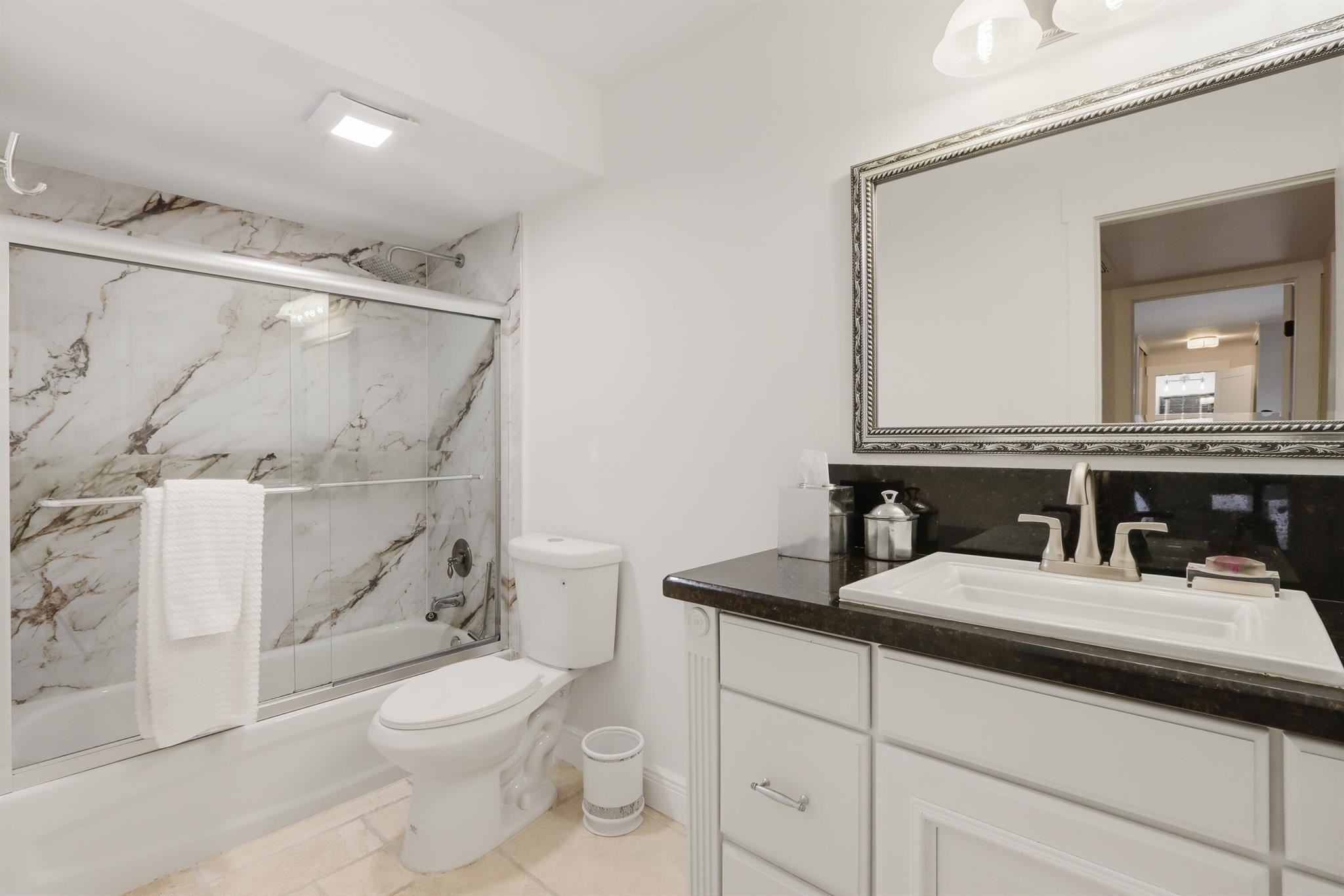 GLENWOOD TWNHS - Residential