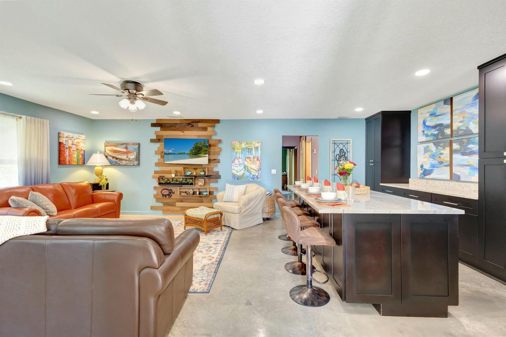 Photo of 1053 N Oakridge Circle, Lake Worth, FL 33462 (MLS # R11062136)