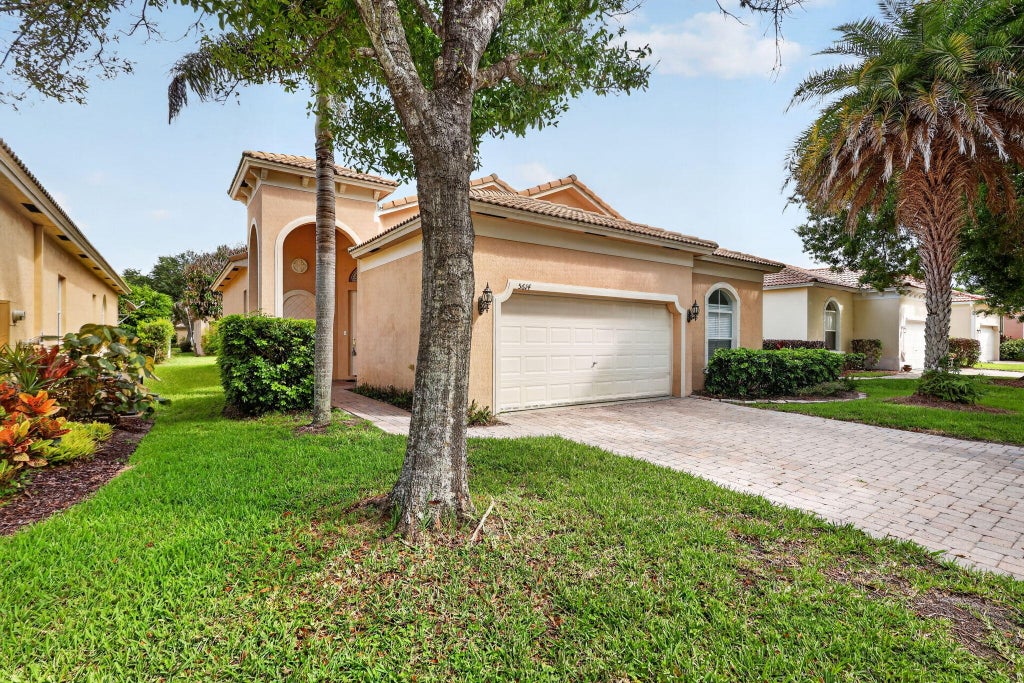 Photo of 5614 SUNBERRY Circle, Fort Pierce, FL 34951 (MLS # B26061961)