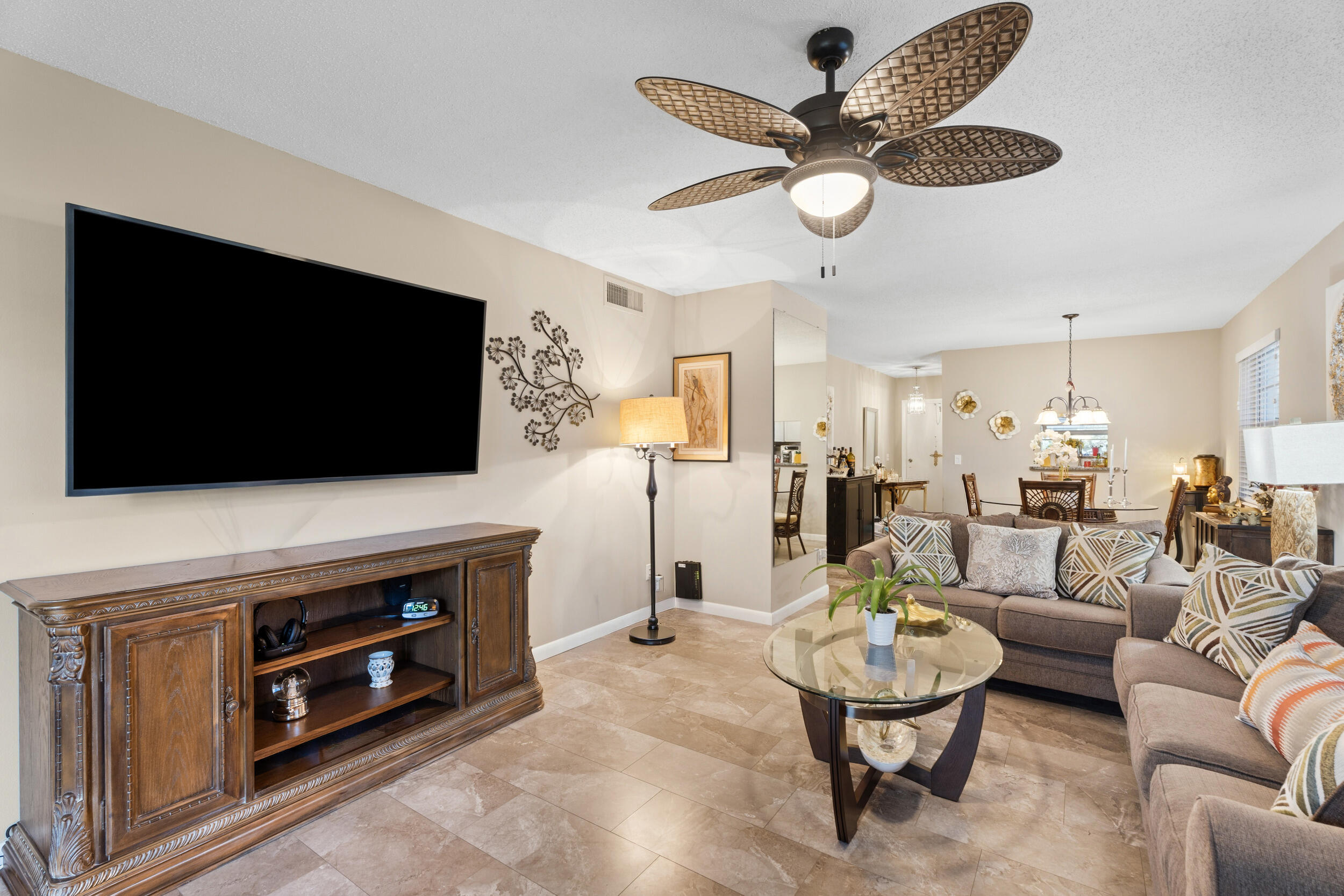 2600 SE Ocean Boulevard Bb2
