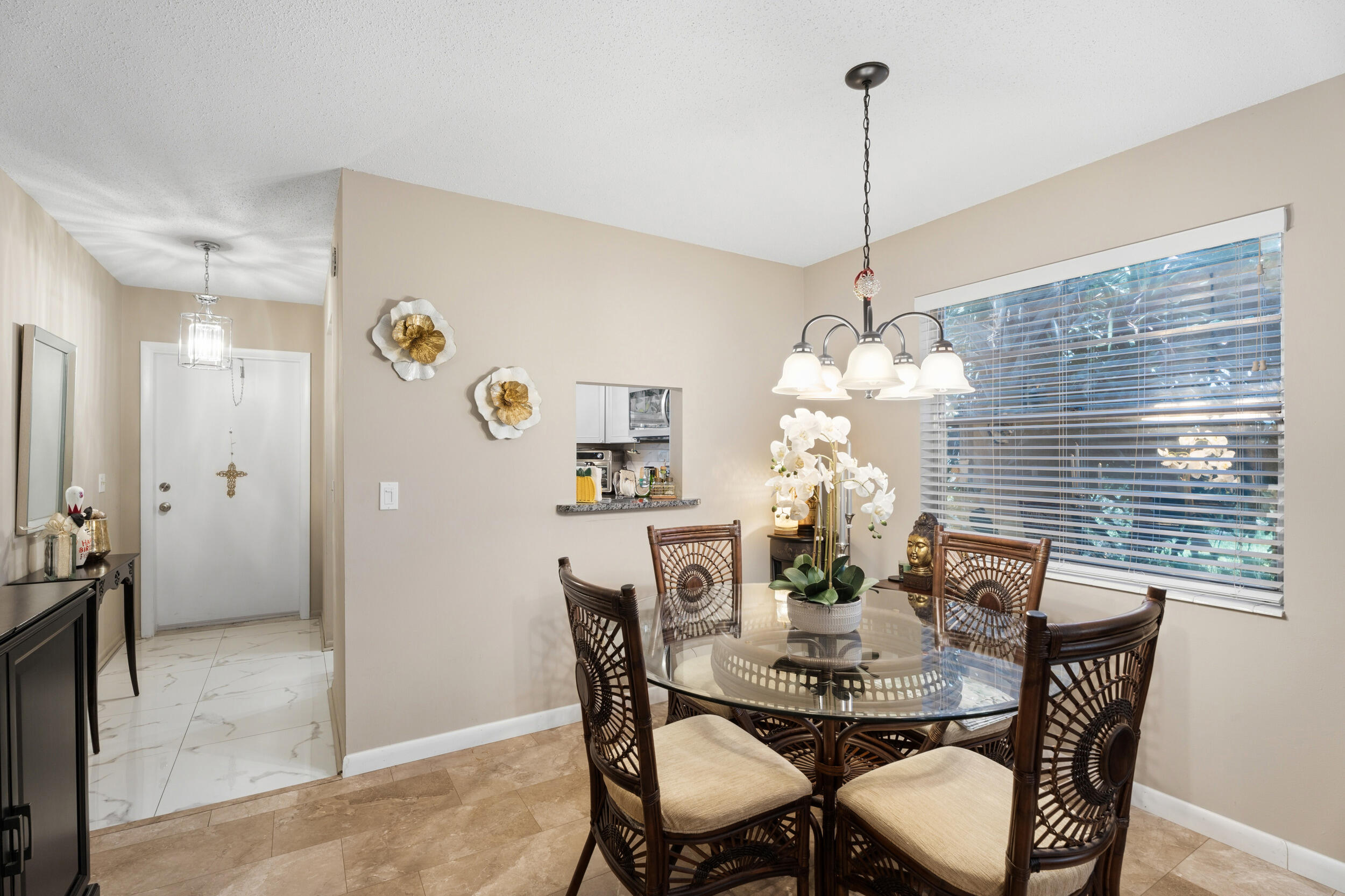 2600 SE Ocean Boulevard Bb2
