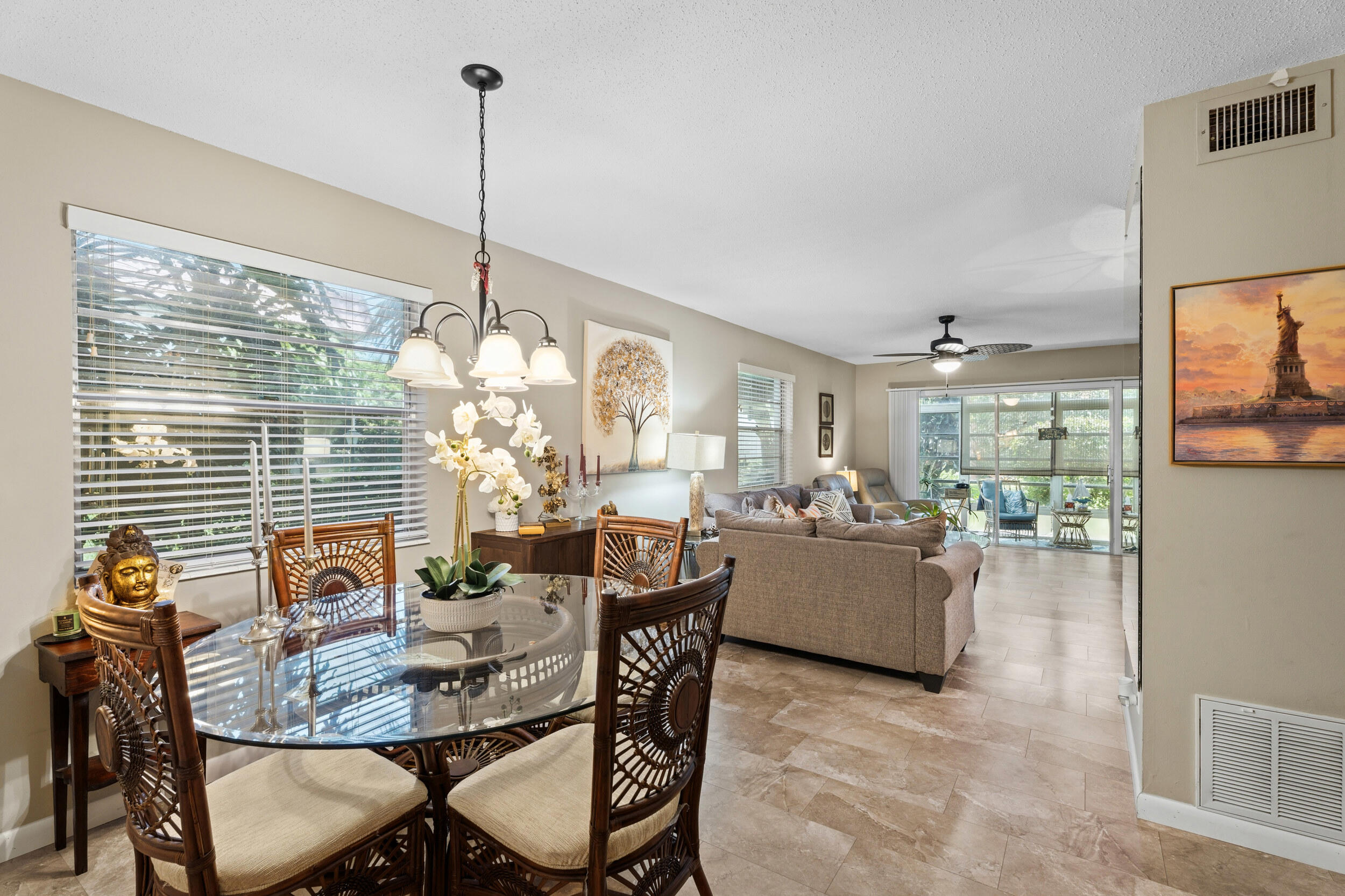 2600 SE Ocean Boulevard Bb2