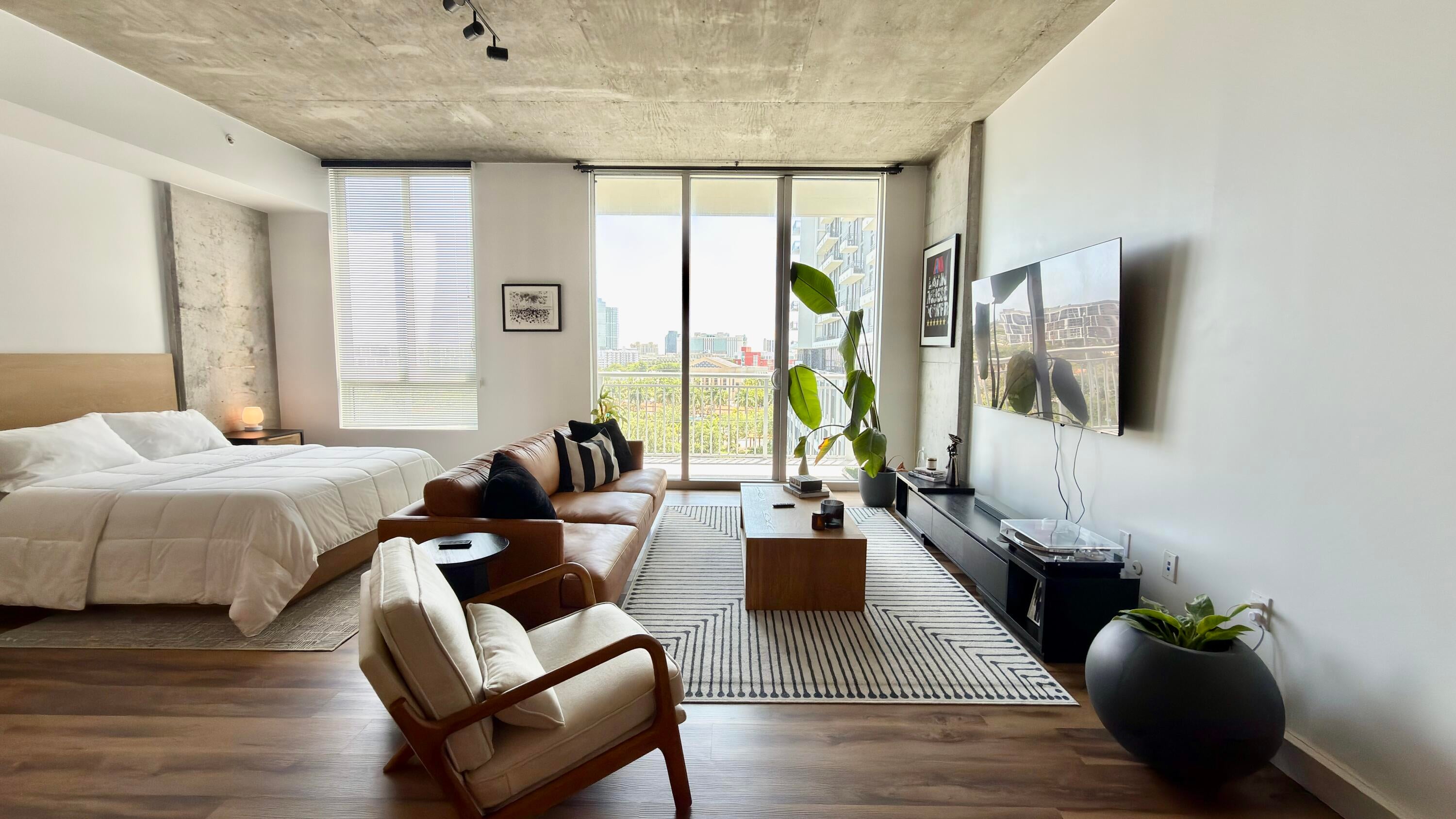 300 S Australian Avenue