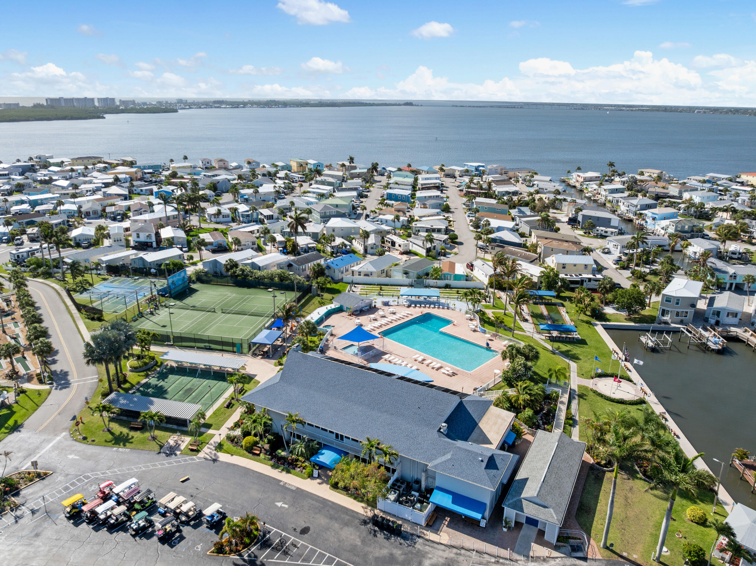 340 Nettles Boulevard