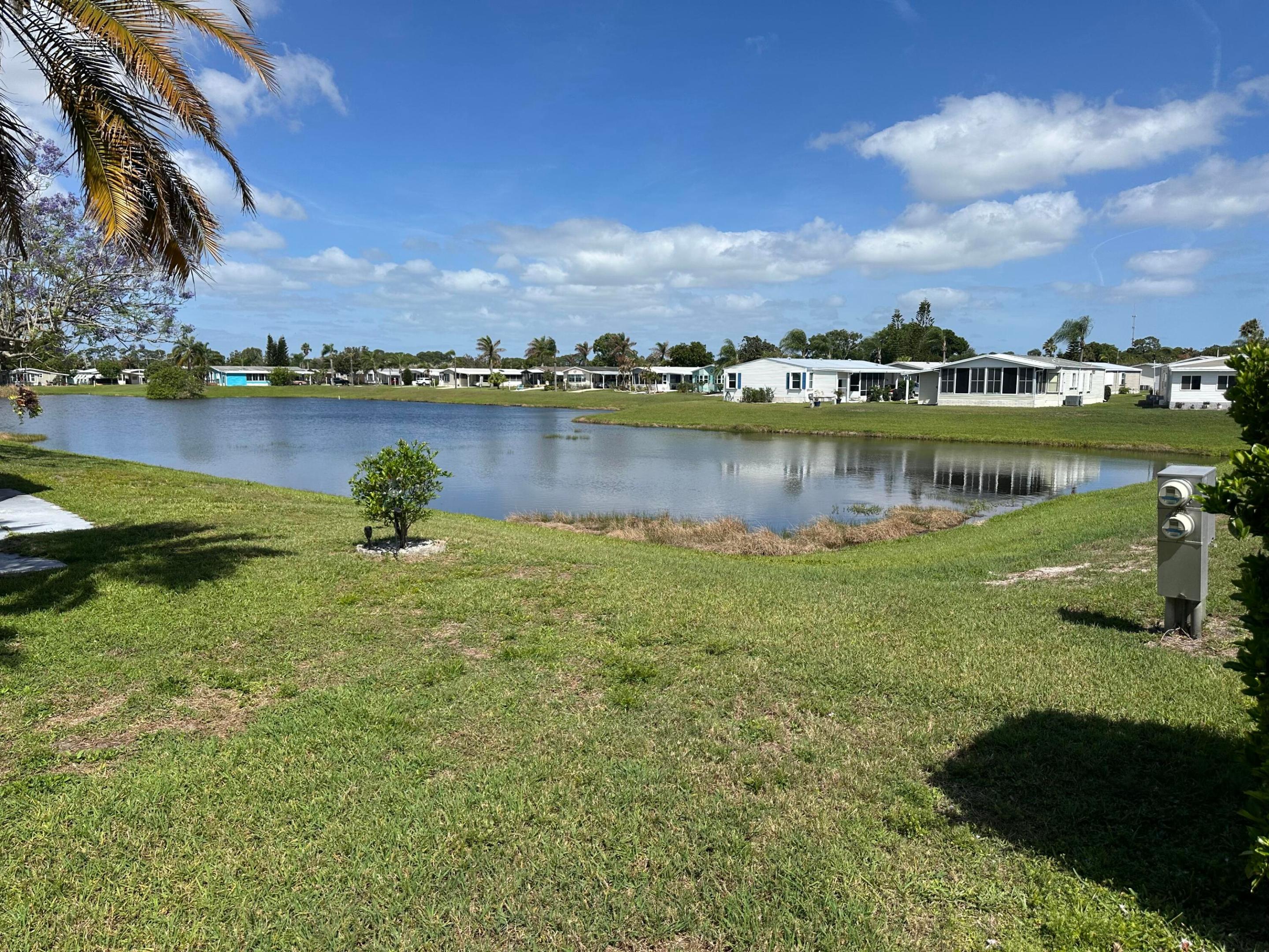 TROPICAL ISLES - Residential