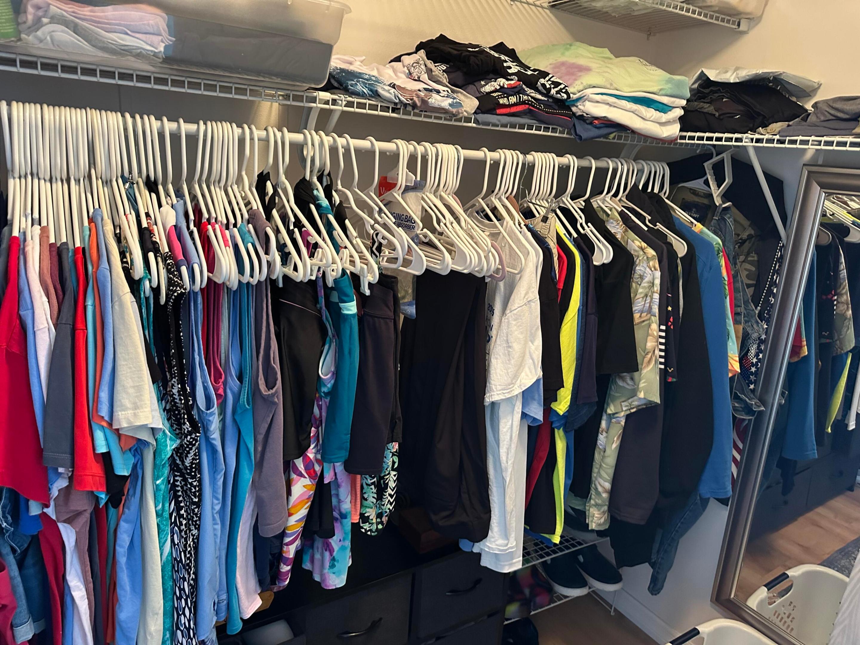 TROPICAL ISLES - Residential