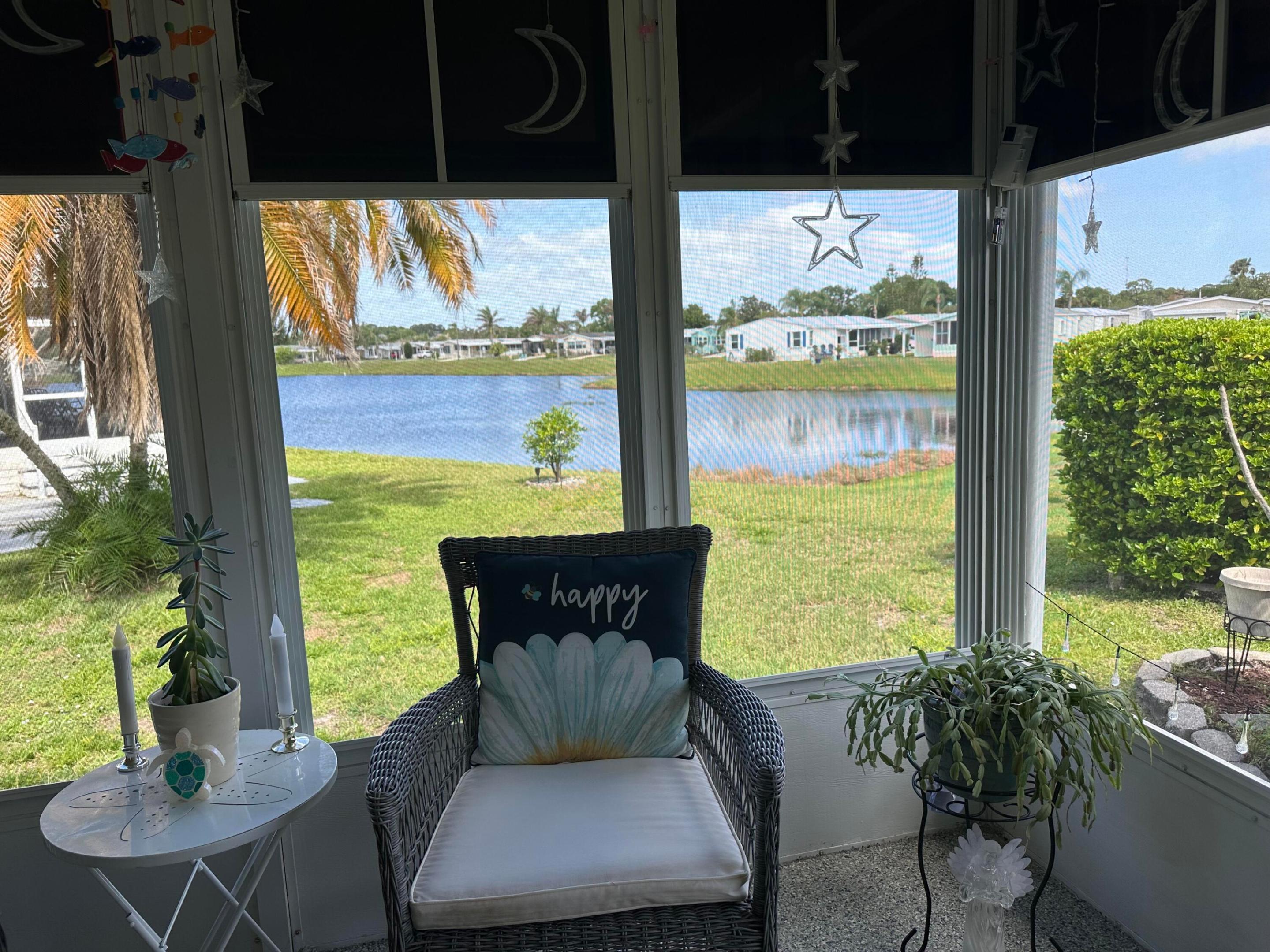 TROPICAL ISLES - Residential