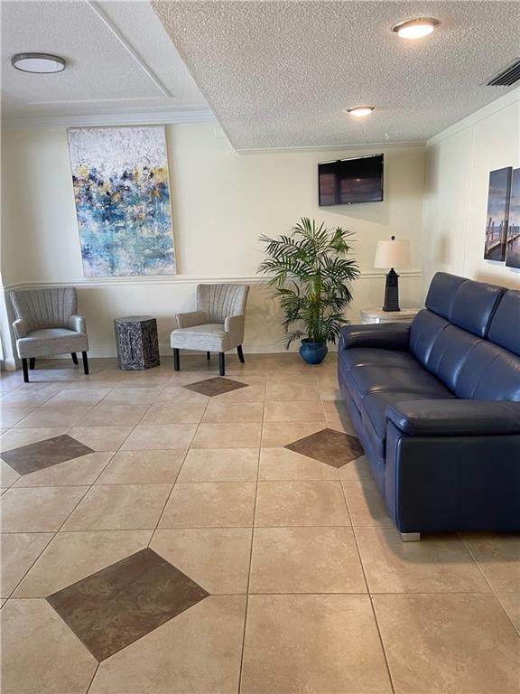 CASTLE APARTMENTS #11 - Residential