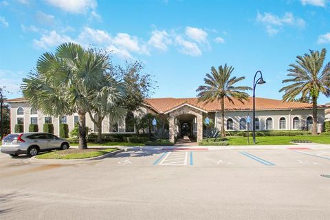 A home in Port Saint Lucie