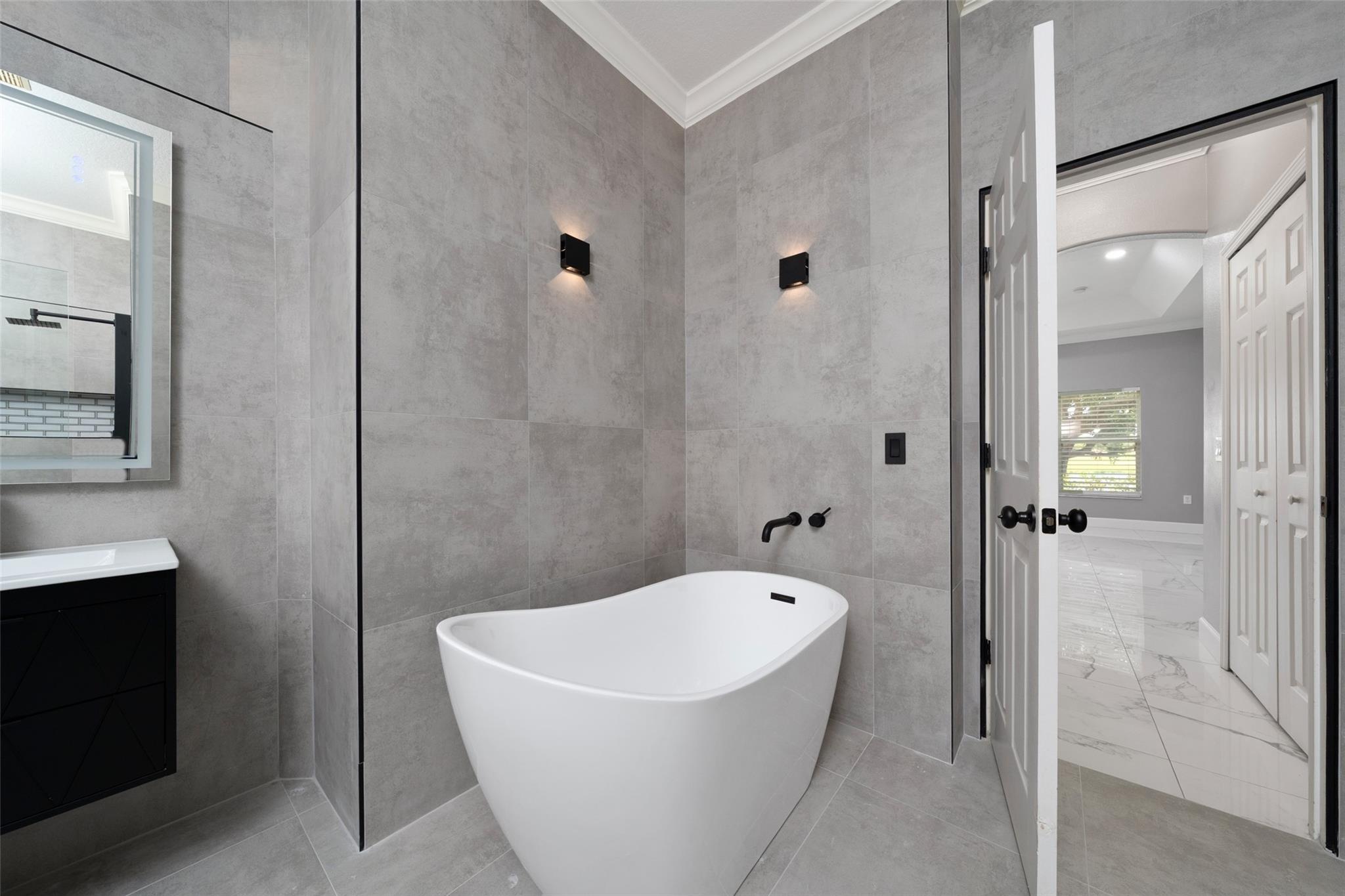 BELLALAGO - Residential