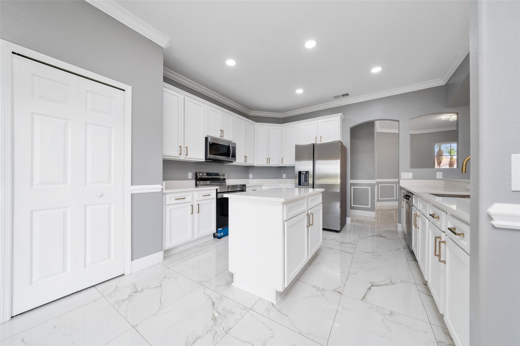 BELLALAGO - Residential