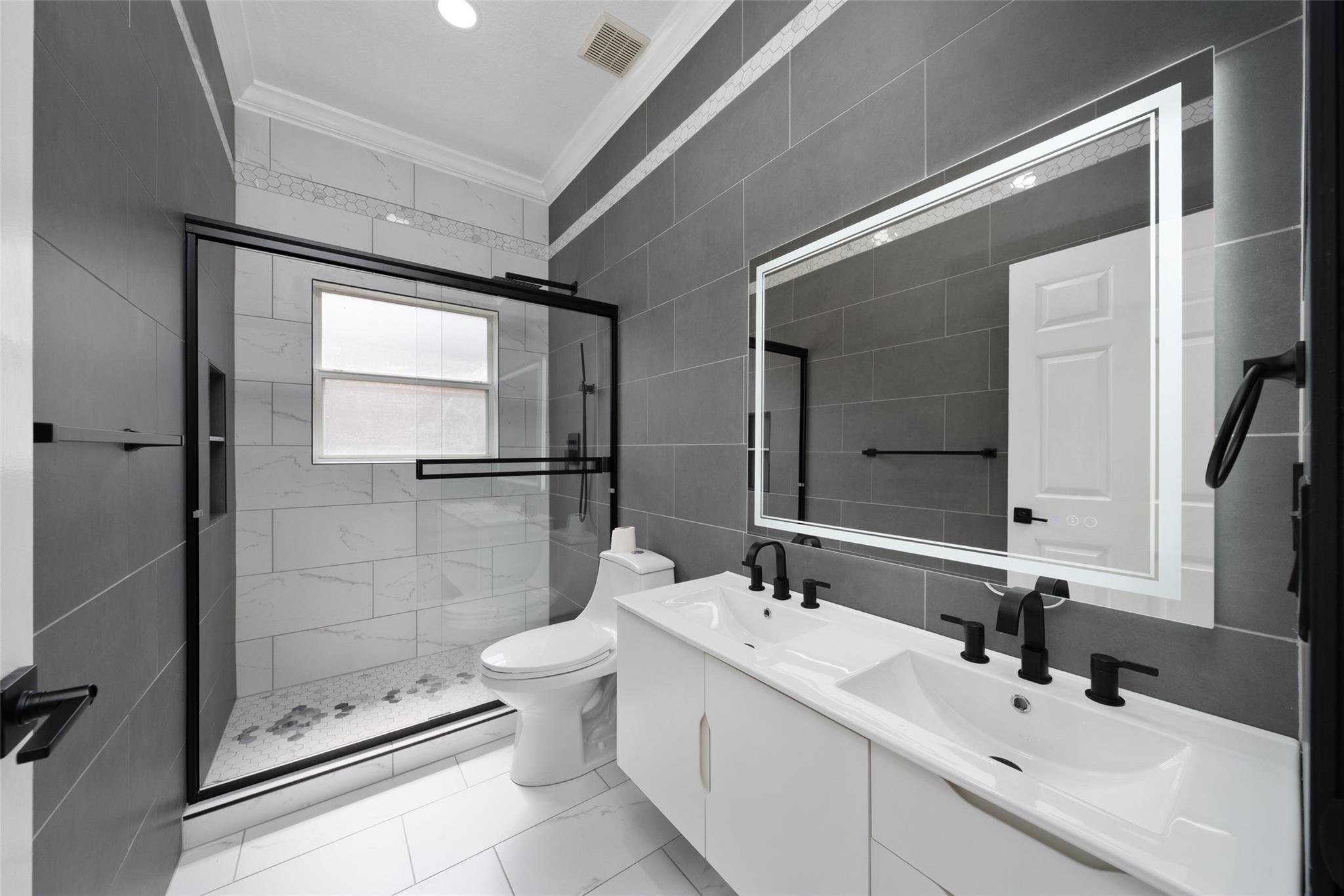 BELLALAGO - Residential