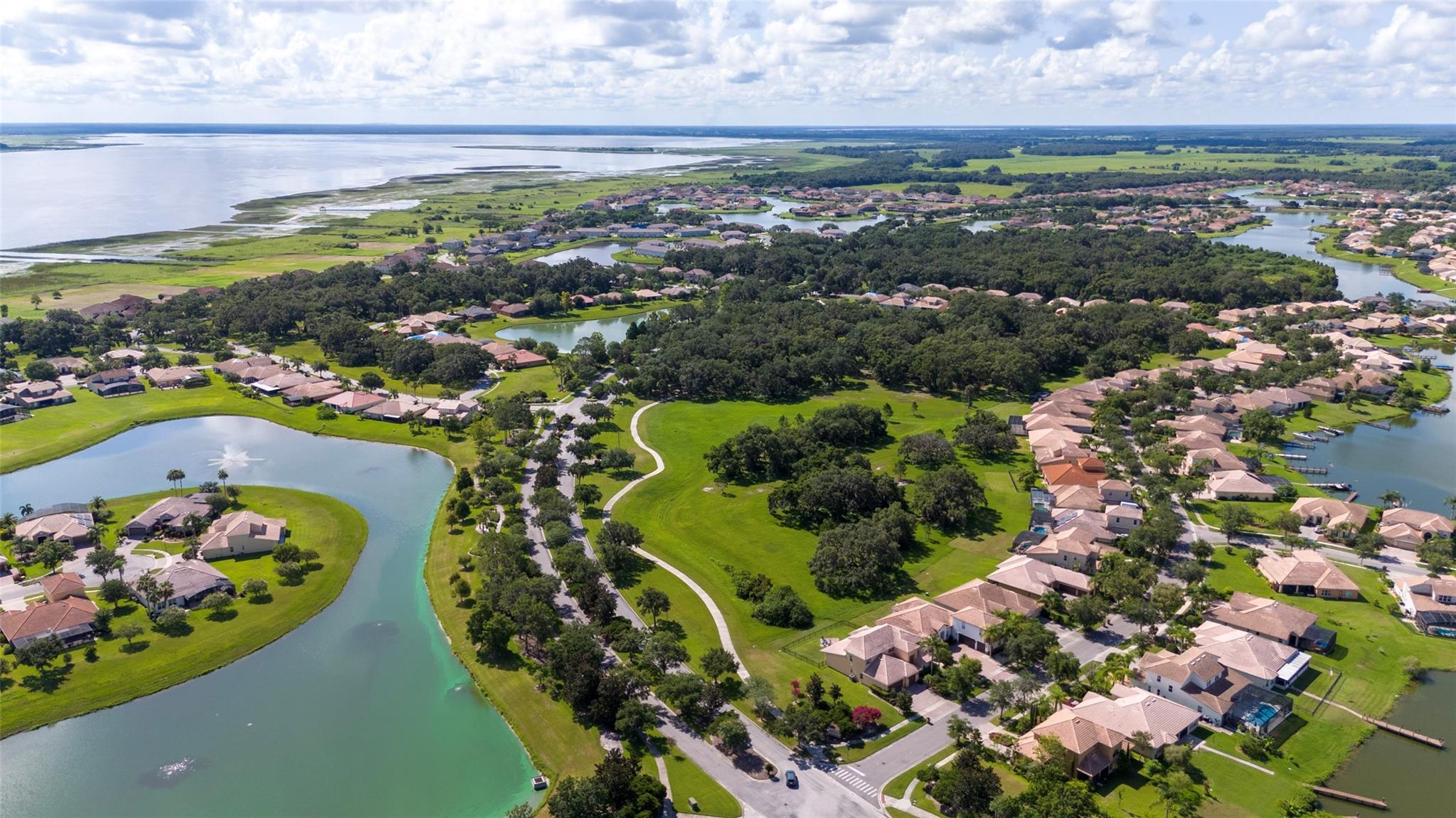 BELLALAGO - Residential