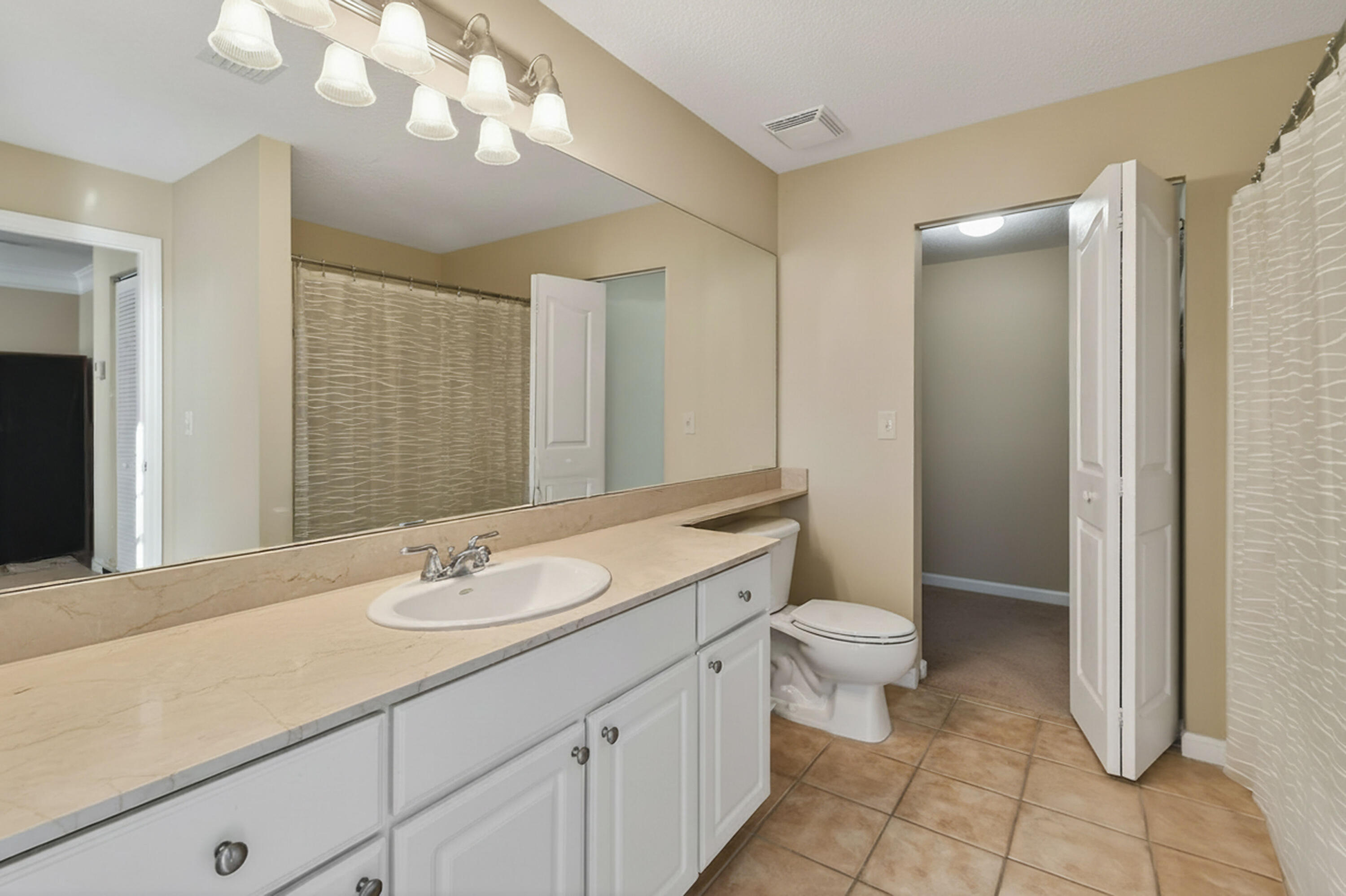 SOMERSET AT ABACOA CONDO - Residential