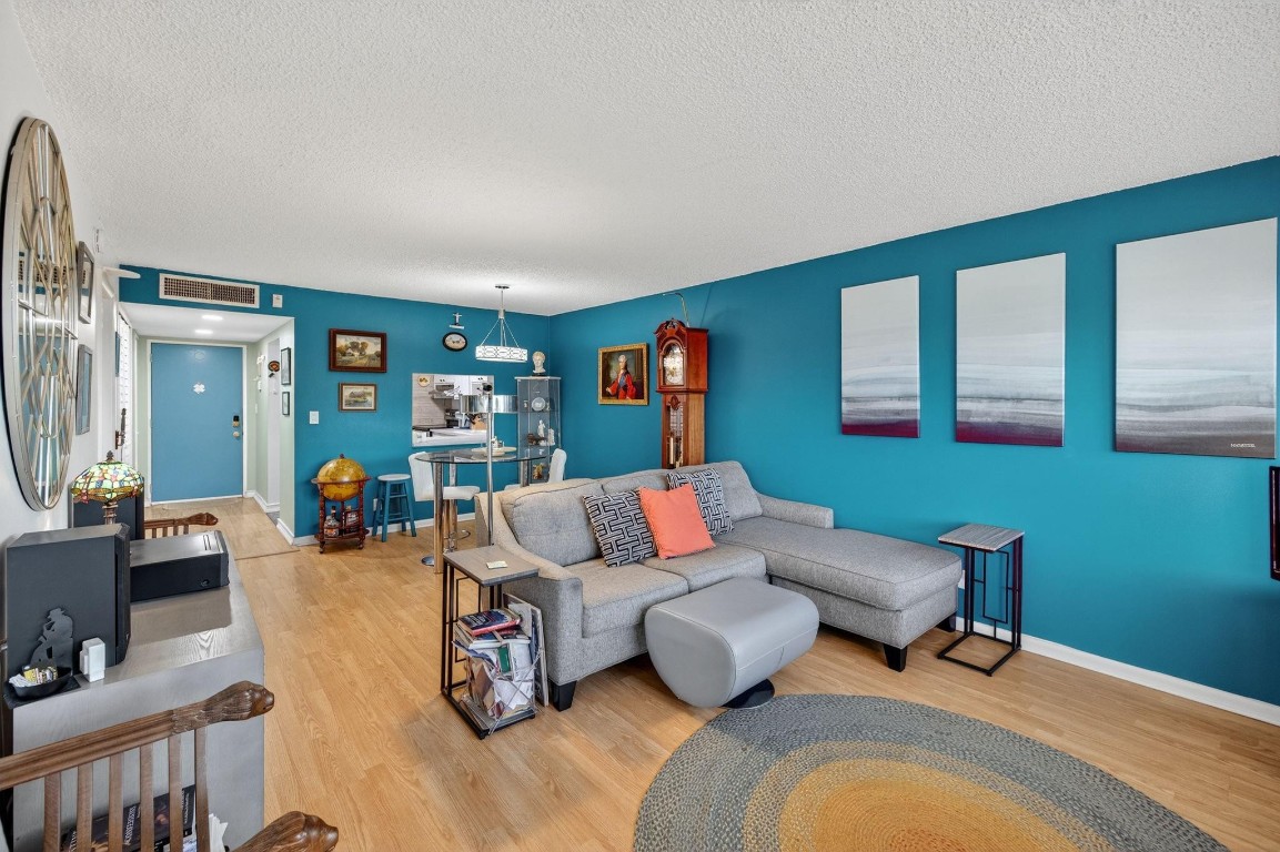 CYPRESS BEND - Residential