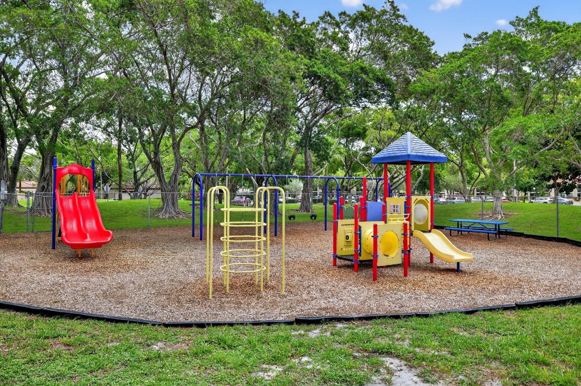 CYPRESS BEND - Residential