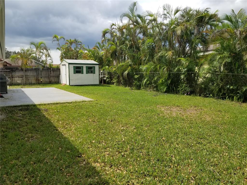 The Country III 85-38 B - Residential