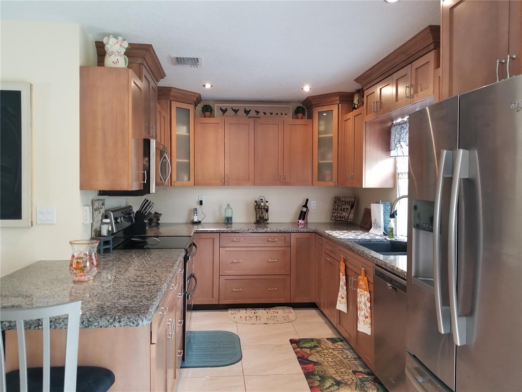 The Country III 85-38 B - Residential