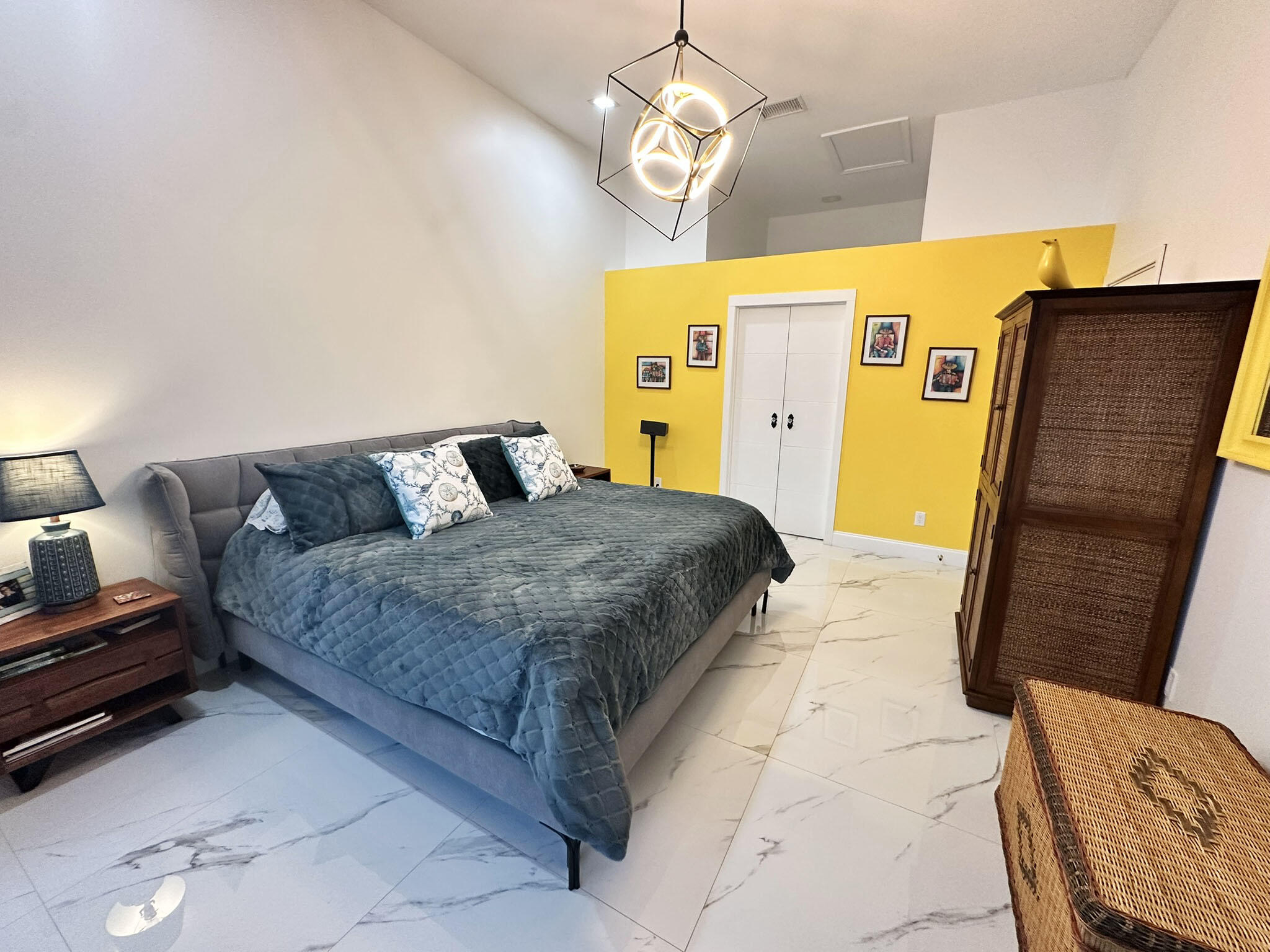 MYKONOS COURT OF BOCA GOLF & TENNIS CLUB - Residential