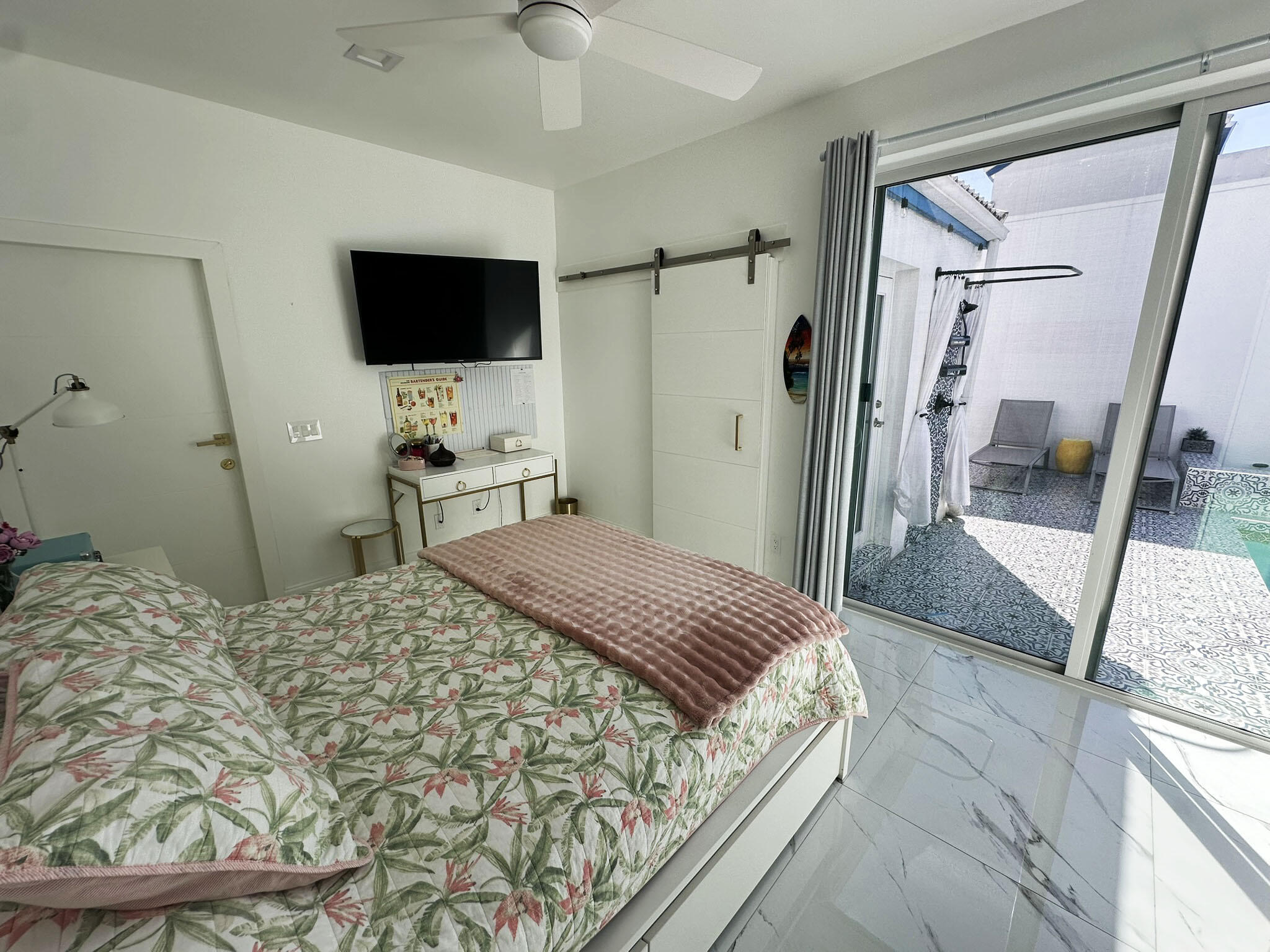 MYKONOS COURT OF BOCA GOLF & TENNIS CLUB - Residential