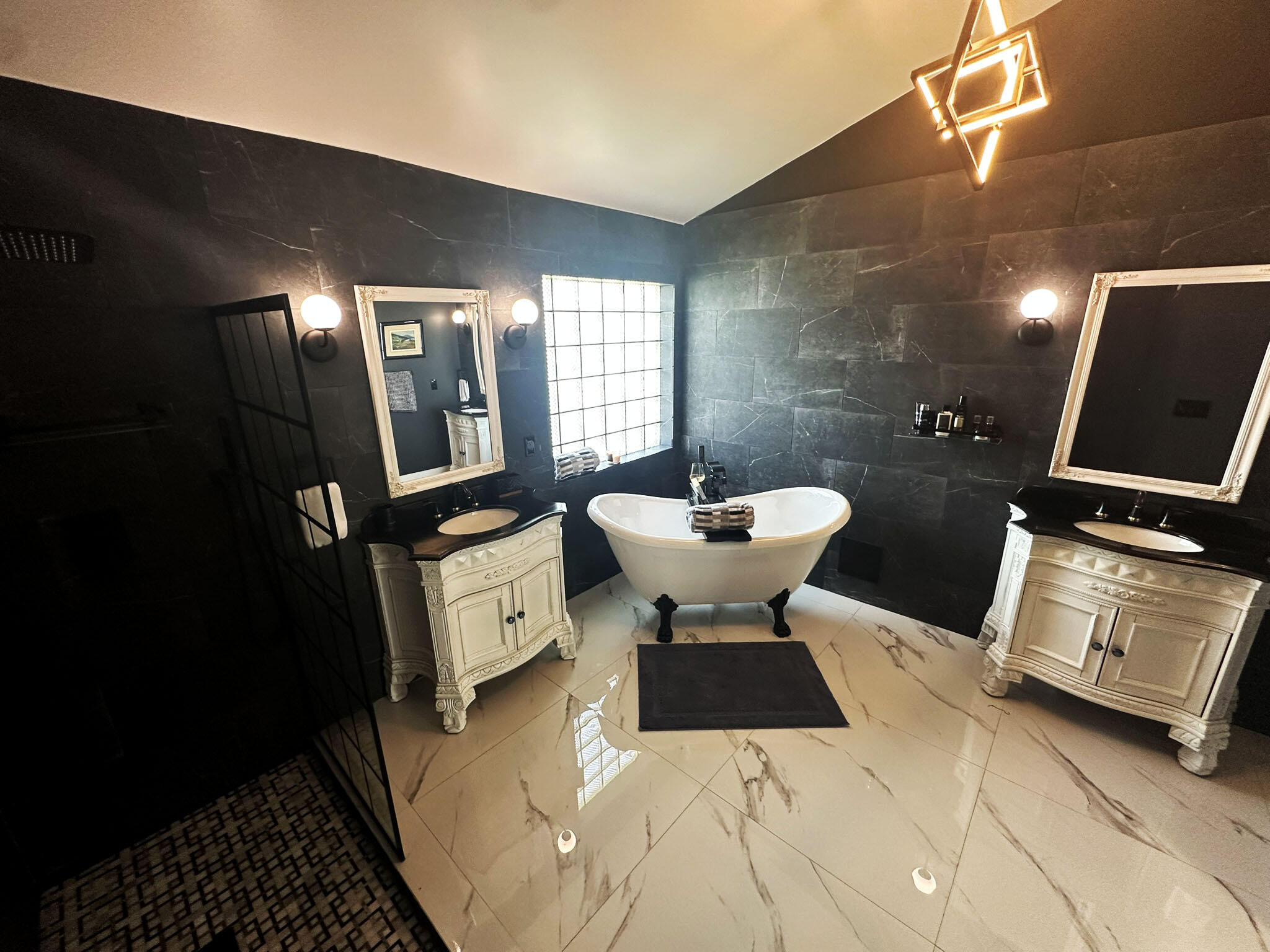 MYKONOS COURT OF BOCA GOLF & TENNIS CLUB - Residential