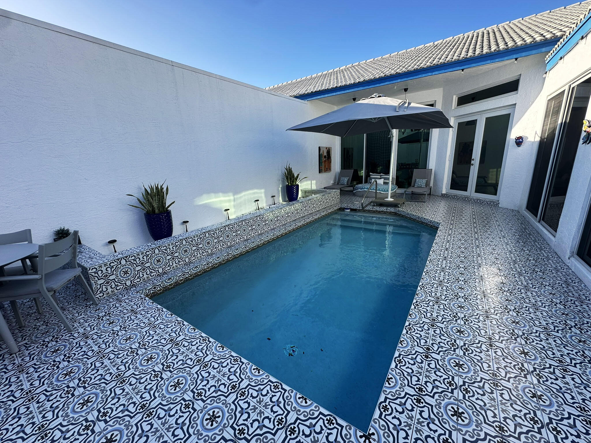 MYKONOS COURT OF BOCA GOLF & TENNIS CLUB - Residential