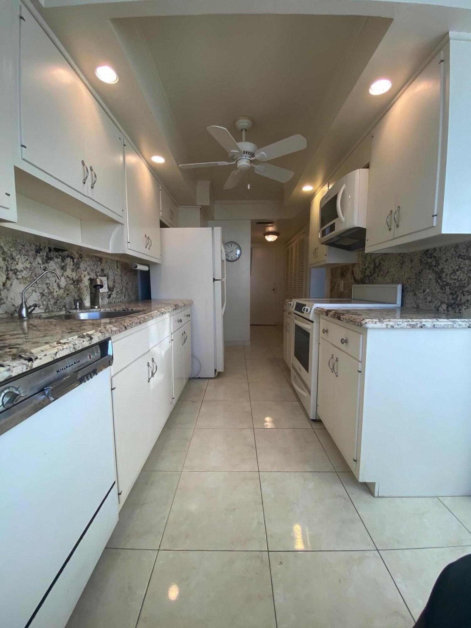 1200 S Ocean Boulevard 11E