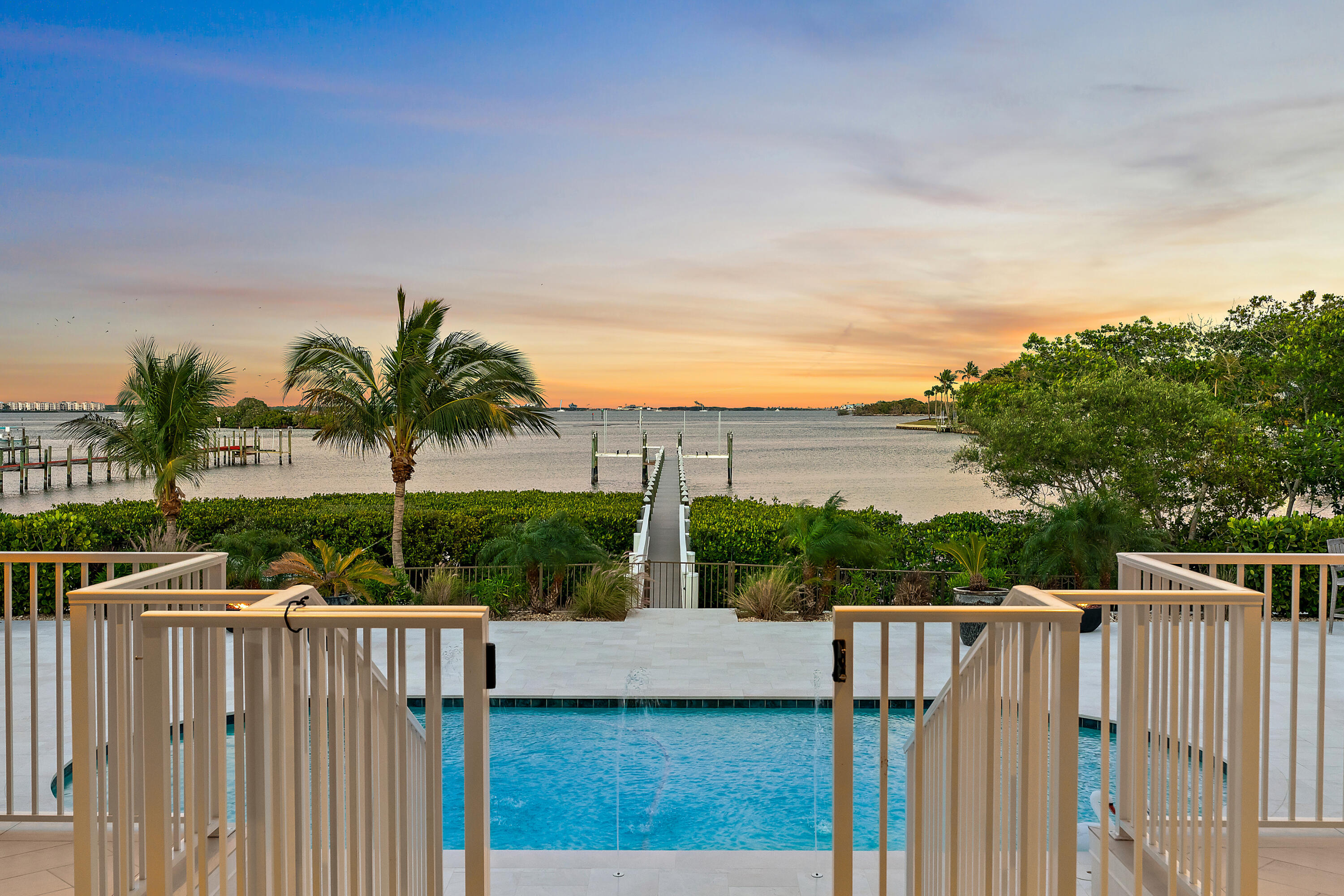 RIVERVIEW (SEWALL'S POINT) - Residential Lease
