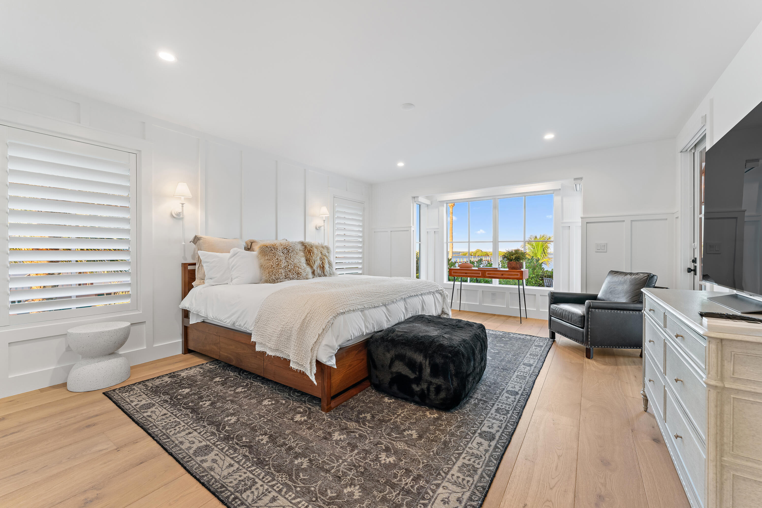 RIVERVIEW (SEWALL'S POINT) - Residential Lease