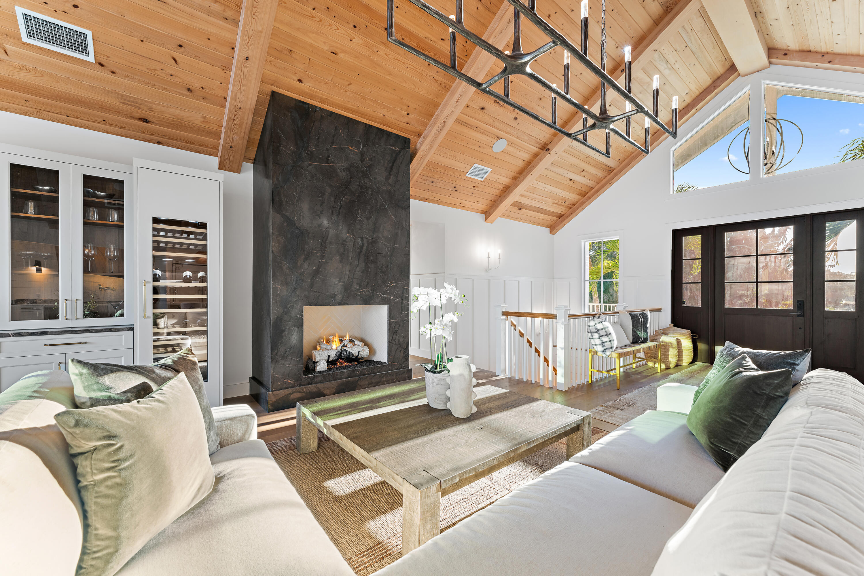RIVERVIEW (SEWALL'S POINT) - Residential Lease